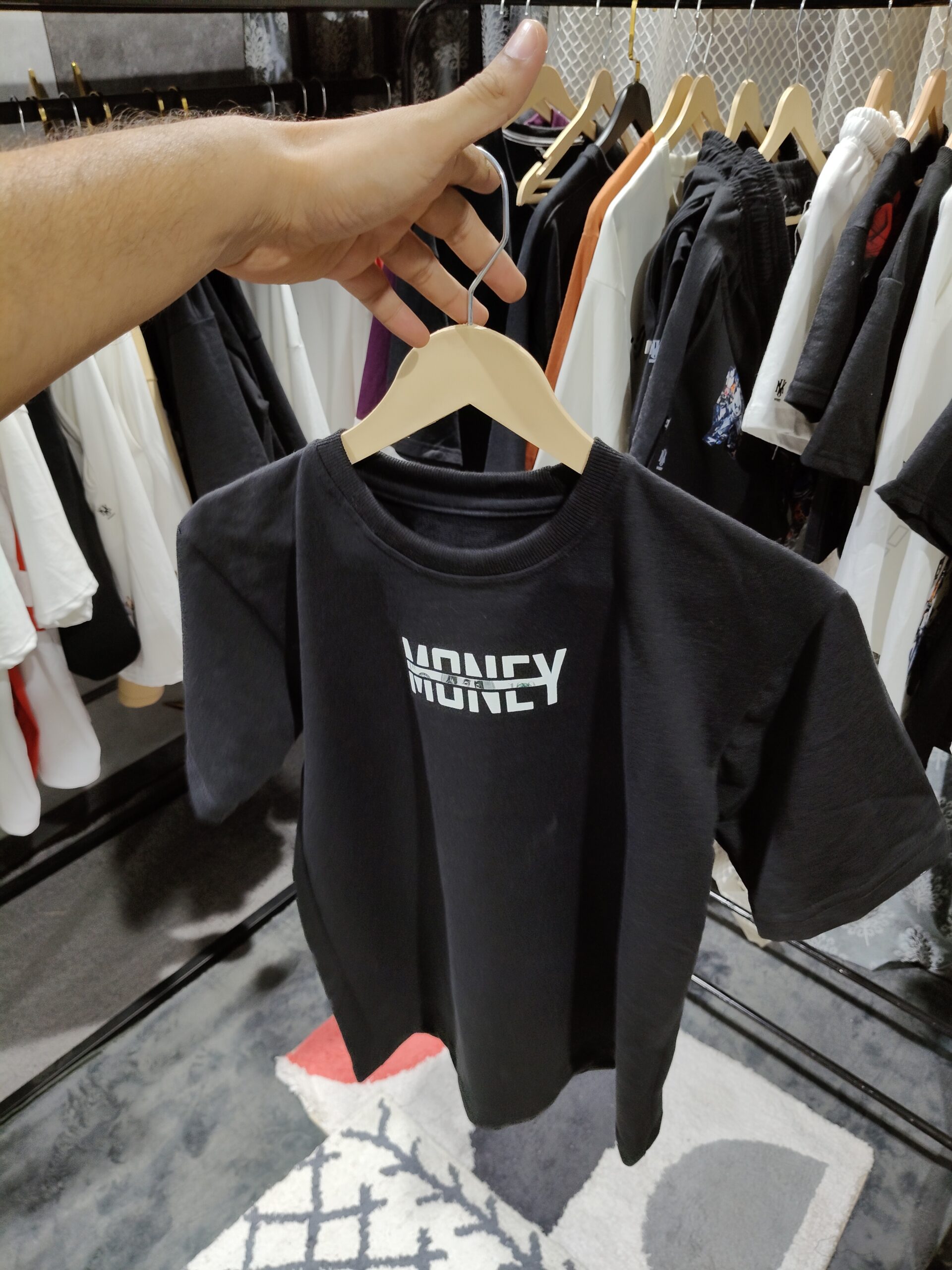 Money -P-Tshirt (02) Money -P-Tshirt (01)